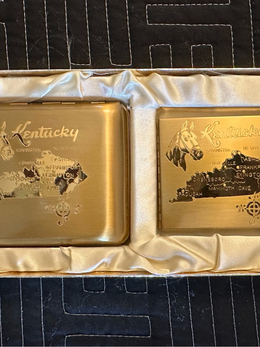 Rare Vintage Beverly Hills Supper Club Cigarette and Makeup Case Newport, KY
